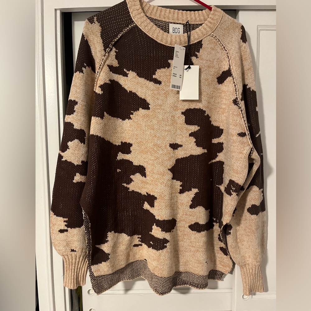 BDG brown NWT COW PRINT SWEATER